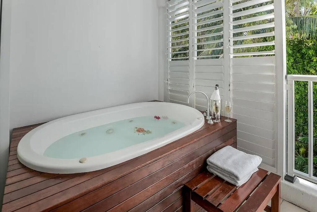 Beach Club Palm Cove Serenity Wing 3 Bed Penthouse Luaran gambar
